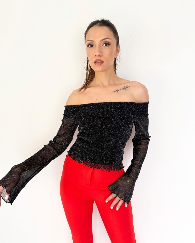Off-Shoulder Glam Off-Shoulder Glam